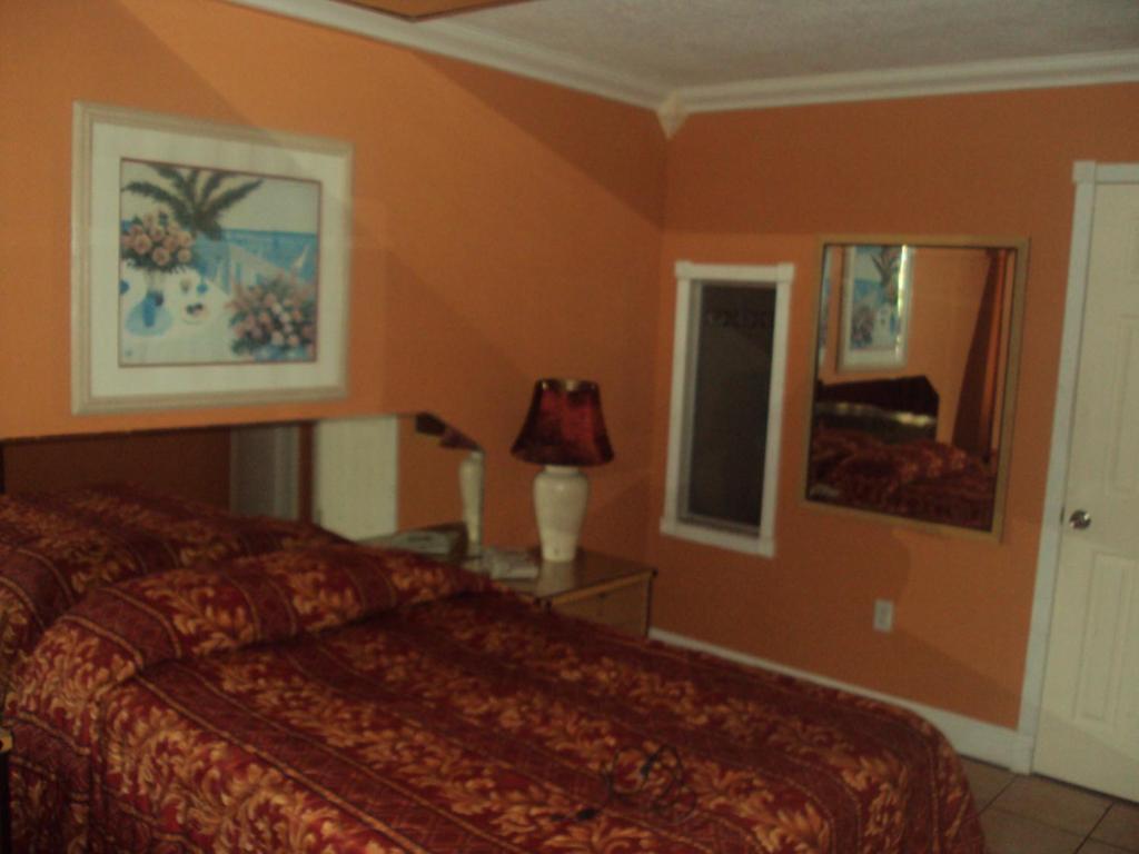 Hialeah Executive Motel Miami Springs Номер фото